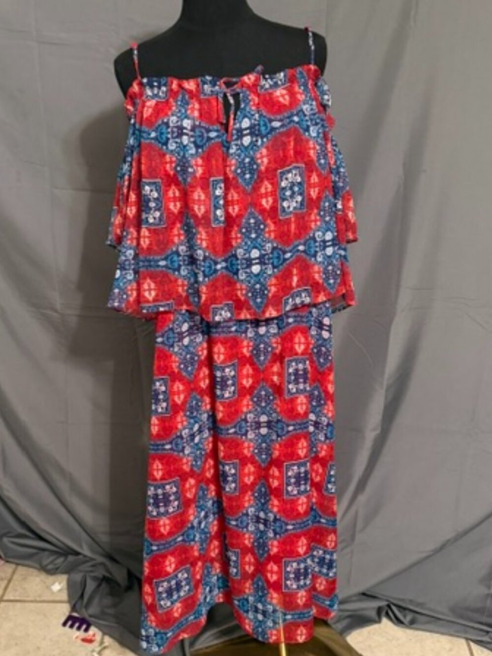 GLAMOUR Off the Shoulder Dress Size 18W